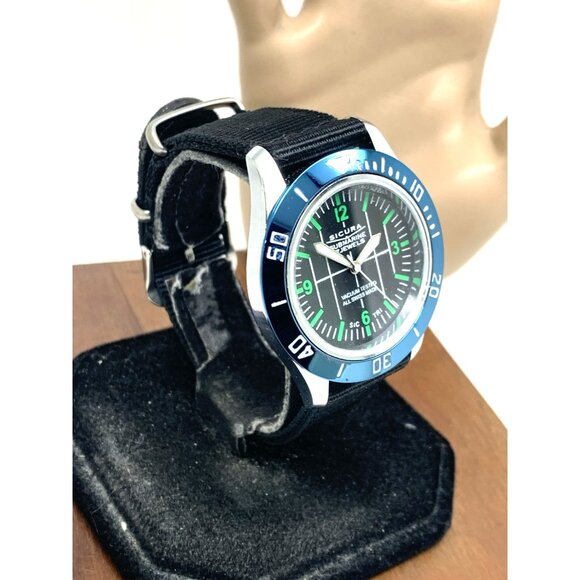 Sicura Submarine Men's Watch Vintage Swiss Manual Wind Black Dial 40mm Nylon - Picture 14 of 14